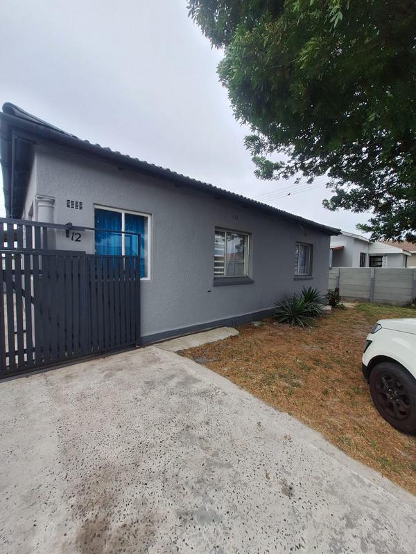 3 Bedroom Property for Sale in Ruyterwacht Western Cape